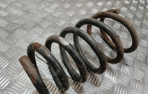 Volvo XC90 Rear coil spring
