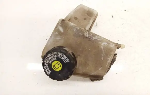 Opel Zafira B Brake fluid reservoir 32067277