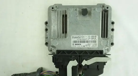 Ford Focus Engine control unit/module CV6112A650ARE