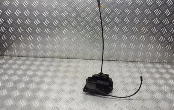 Renault Modus Rear door lock