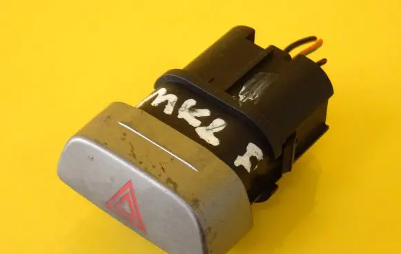 Ford Focus Hazard light switch 8M5T13A350AB