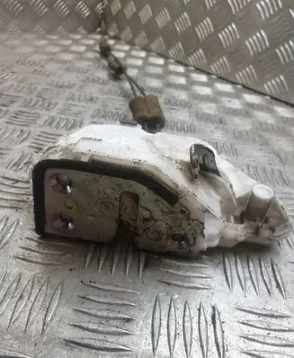 Honda Civic Front door lock