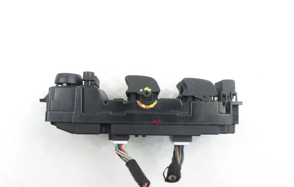 Mazda 2 Electric window control switch DF7466350A
