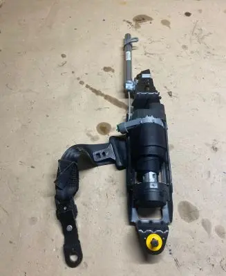 Volvo XC60 Front seatbelt P39817382 6304814 624624500A