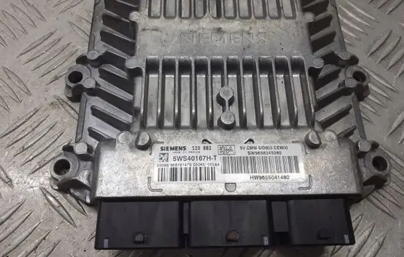 Peugeot 407 Engine control unit/module 9658345080