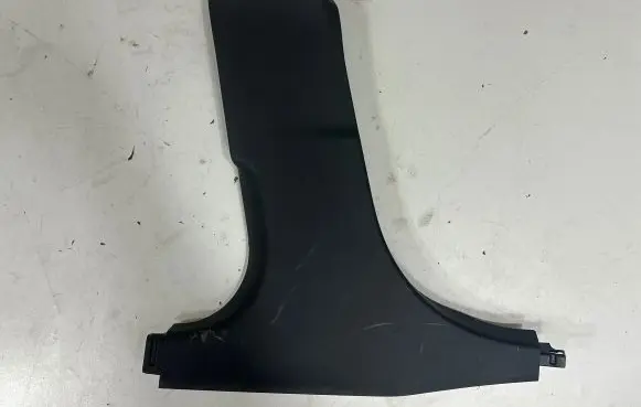 BMW i4 (B) pillar trim (bottom) 9871095 7490759