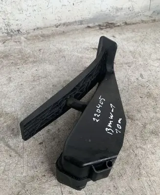 BMW 1 E81 E87 Accelerator throttle pedal 74766500