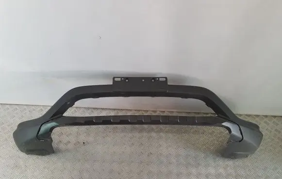 Front bumper lip
