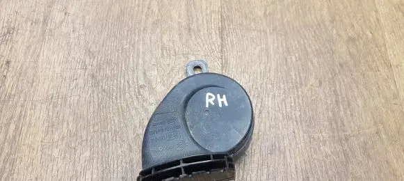 Lexus RX 450H Horn signal 8651048190