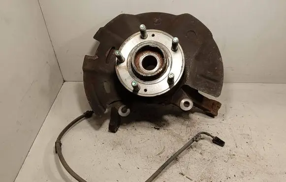 KIA Sorento Front wheel hub spindle knuckle 625102P070
