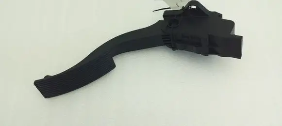Mercedes-Benz A W176 Accelerator throttle pedal A2463001604