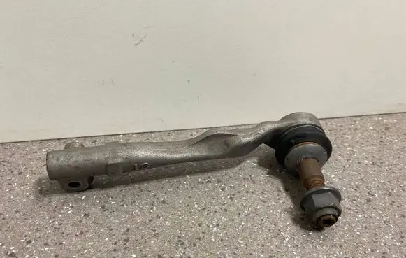 BMW 5 F10 F11 Steering tie rod 2523232
