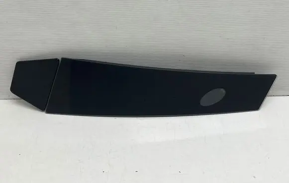 Tesla Model 3 (B) Pillar trim (exterior) 110044100E 1089773E