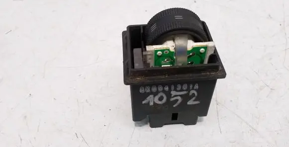 Audi A4 S4 B8 8K Headlight level height control switch 8K0941301A