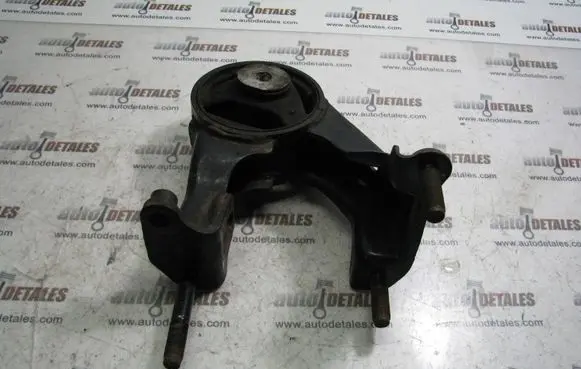 Toyota Corolla Verso AR10 Engine mount bracket