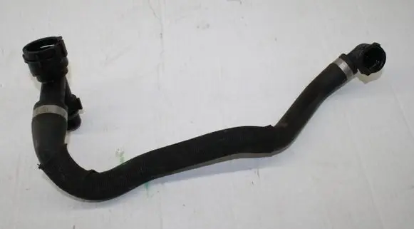 BMW 4 F32 F33 Engine coolant pipe/hose 8375796