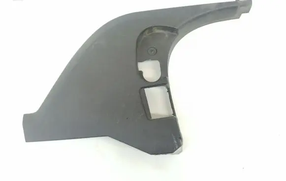 Foot area side trim