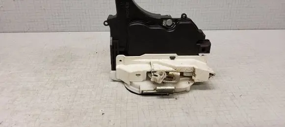 Mitsubishi Outlander Front door lock 08311