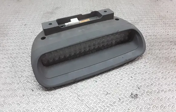 Hyundai Santa Fe Third/center stoplight