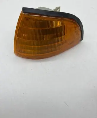 Mazda 626 Front indicator light 082161526