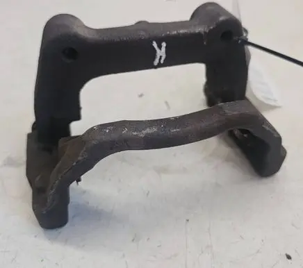 Peugeot 3008 I Brake caliper pad carrier rear 