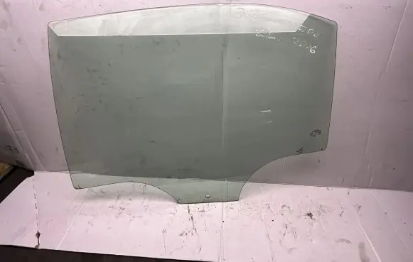 Seat Toledo IV (NH) Rear door window glass 5JA845205A 43R00351