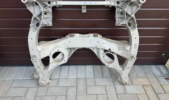 BMW 6 F06 Gran coupe Front subframe 6796693