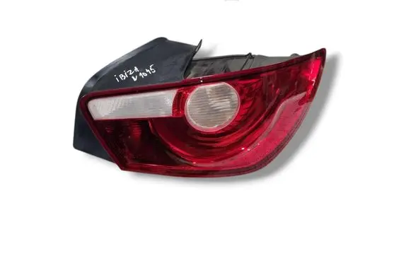 Rear/tail lights
