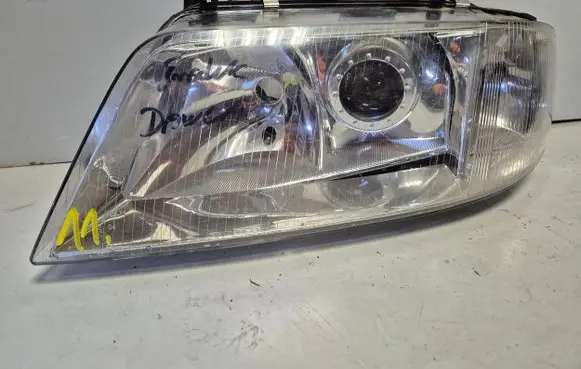 Audi A6 S6 C5 4B Headlight/headlamp