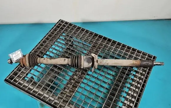 Front driveshaft