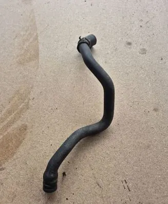 Mercedes-Benz A W168 Engine coolant pipe/hose A1685010882
