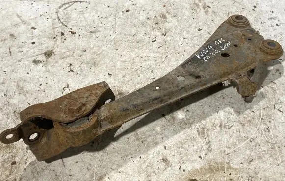 Toyota RAV 4 (XA30) Rear upper control arm/wishbone