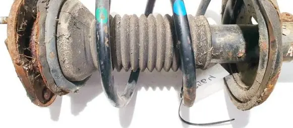 Toyota Avensis T250 Front coil spring