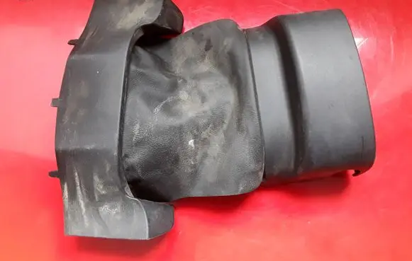 Steering wheel column trim