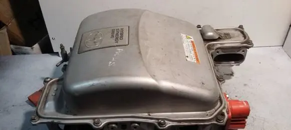 Toyota Prius (XW20) Voltage converter inverter G920047120 PL01YA147 G927047040