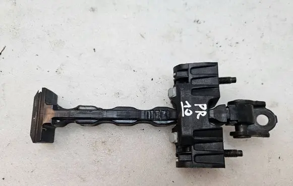 Peugeot 508 II Front door check strap stopper