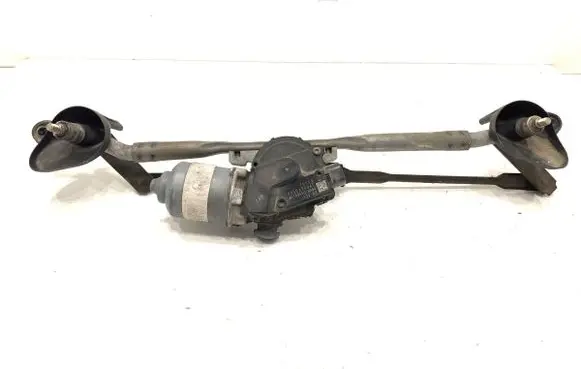 Front wiper linkage and motor