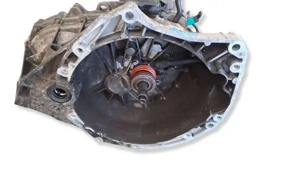 Nissan X-Trail T32 Manual 6 speed gearbox TL4144 320104996R