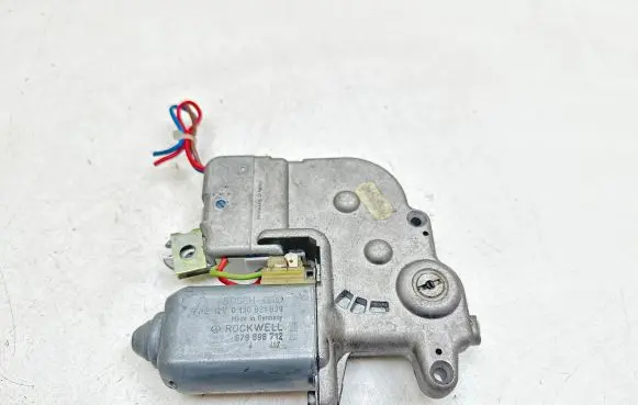 Nissan Almera Tino Sunroof motor/actuator 879696712 0130821839