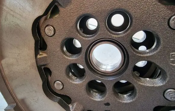BMW 1 F20 F21 Dual mass flywheel 8698749T