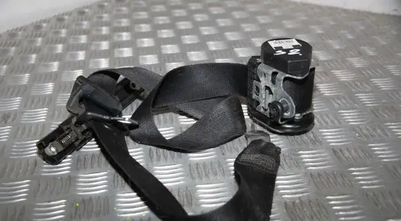 Mercedes-Benz Sprinter W906 Front seatbelt 601384100 A9068600088 9068600088