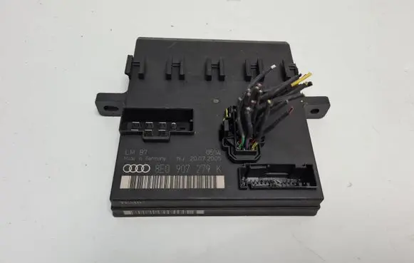 Audi A4 S4 B7 8E 8H Comfort/convenience module 8E0907279K