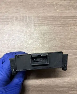 Volkswagen Golf V Gateway control module 1K0907530L 1K0907951 5WK50011B
