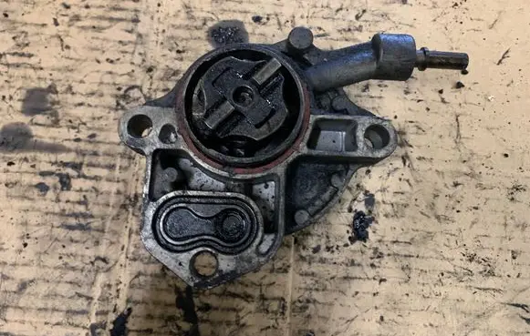 Citroen C5 Vacuum pump 72266601H 9631971880
