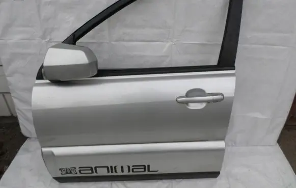 KIA Sportage Front door