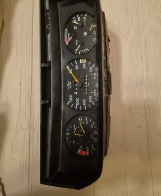 Mercedes-Benz 190 W201 Speedometer (instrument cluster) 6460131001 2015421116