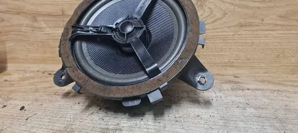 Volvo XC90 Rear door speaker 8633110 05W48