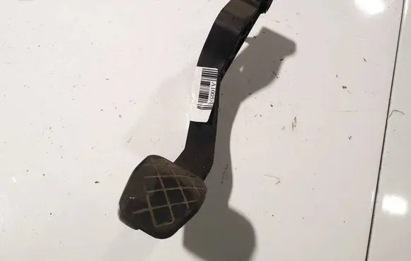 Skoda Fabia Mk2 (5J) Clutch pedal 6q1721321c