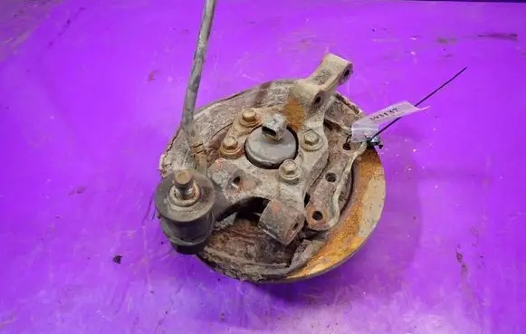 Chevrolet Nubira Rear wheel hub spindle/knuckle
