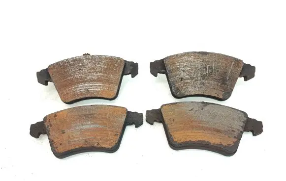 Volkswagen Transporter - Caravelle T5 Brake pads (front) 